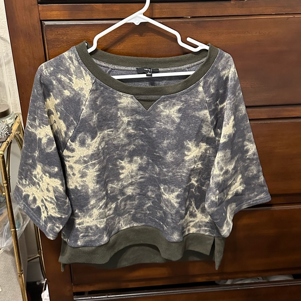 Tie dye crop sweatshirt top